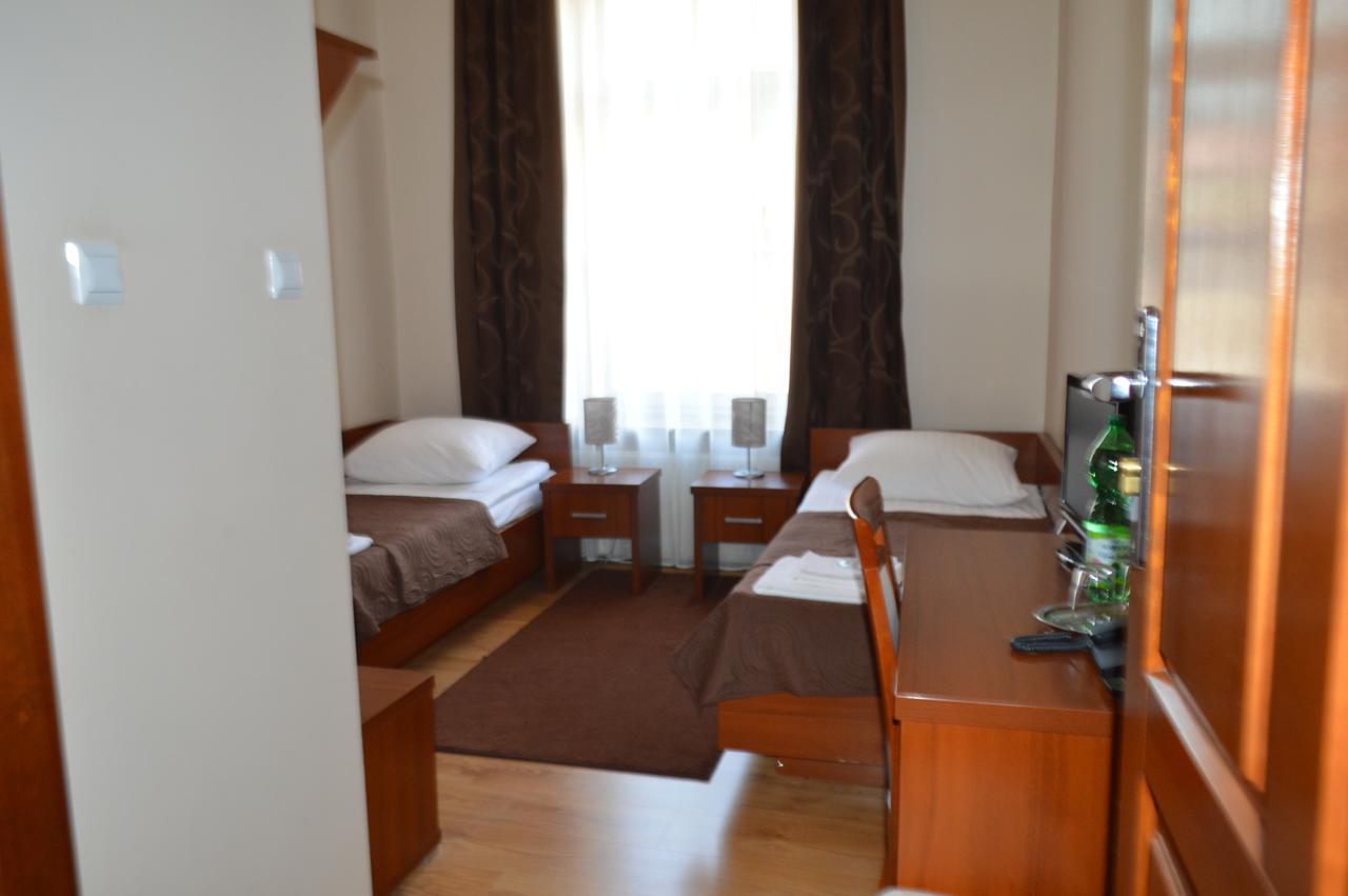 Hotel Srodmiejski Kielce Exterior photo